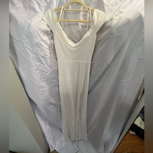 Dress - Picture 2 of 7